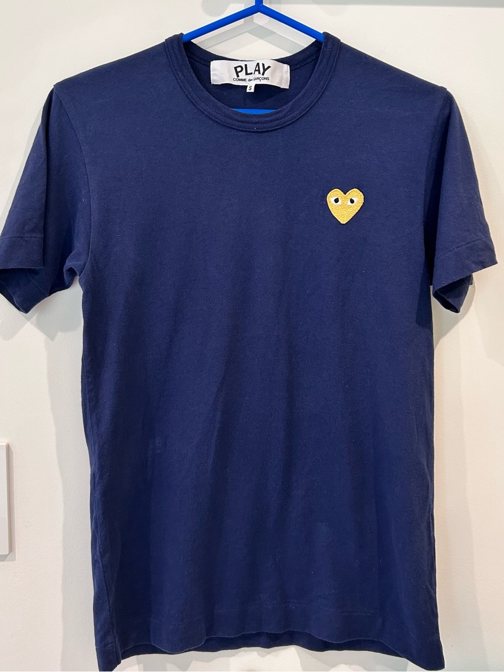 Comme des Garcons PLAY Men’s Navy Tee with Gold Heart